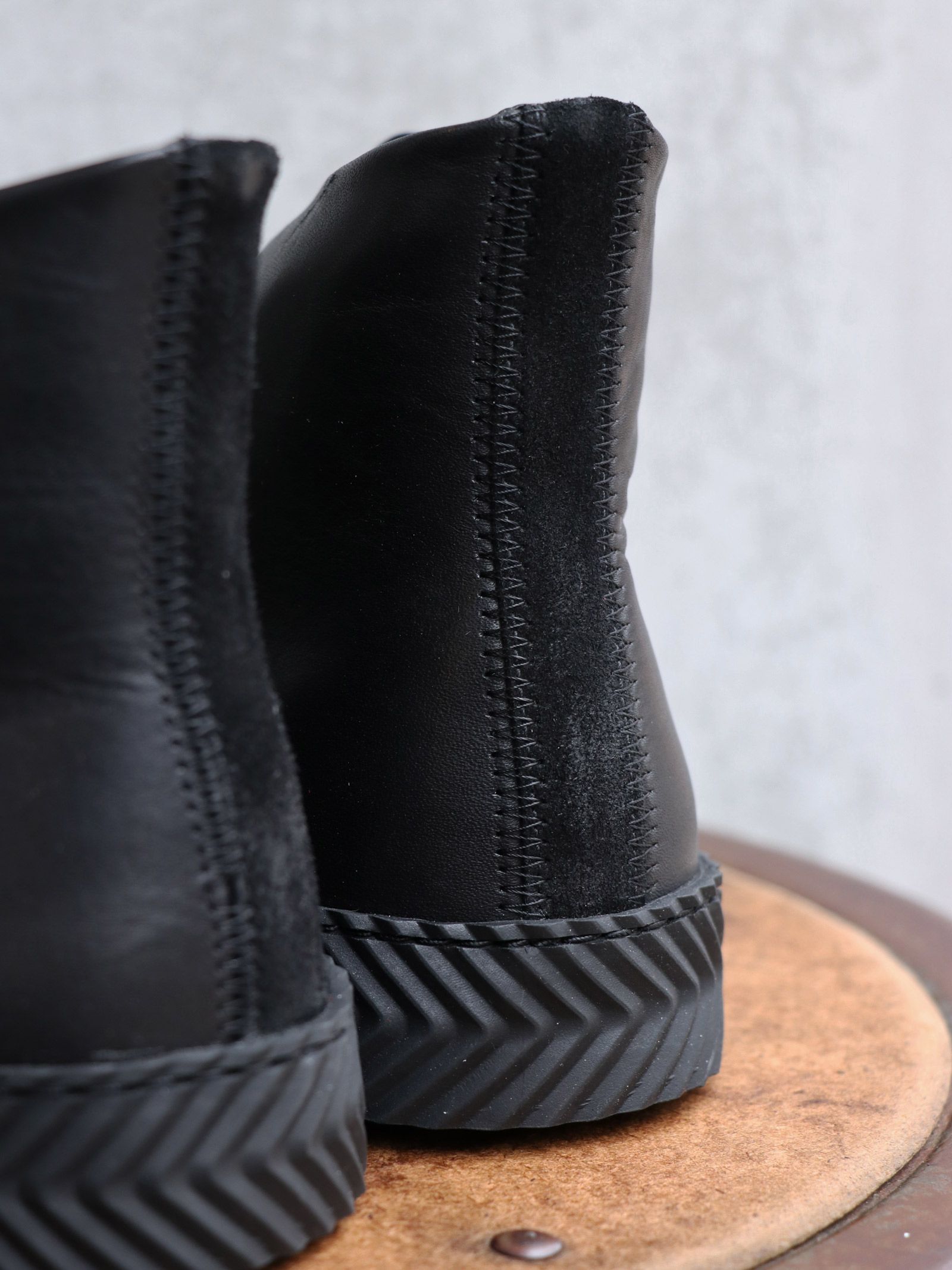 GO FASTER HIGH (BLACK)