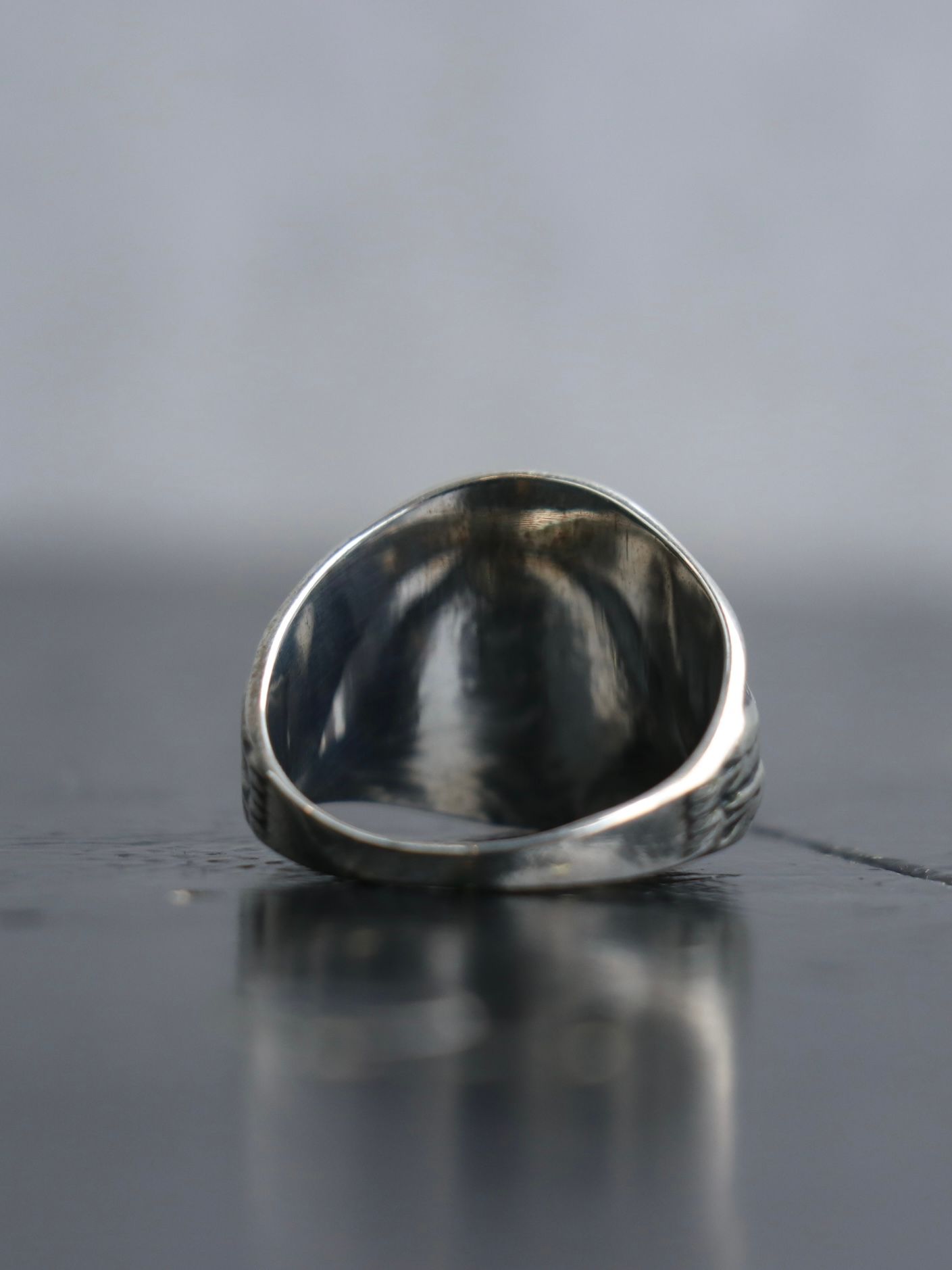 SIGNET RING (SILVER)