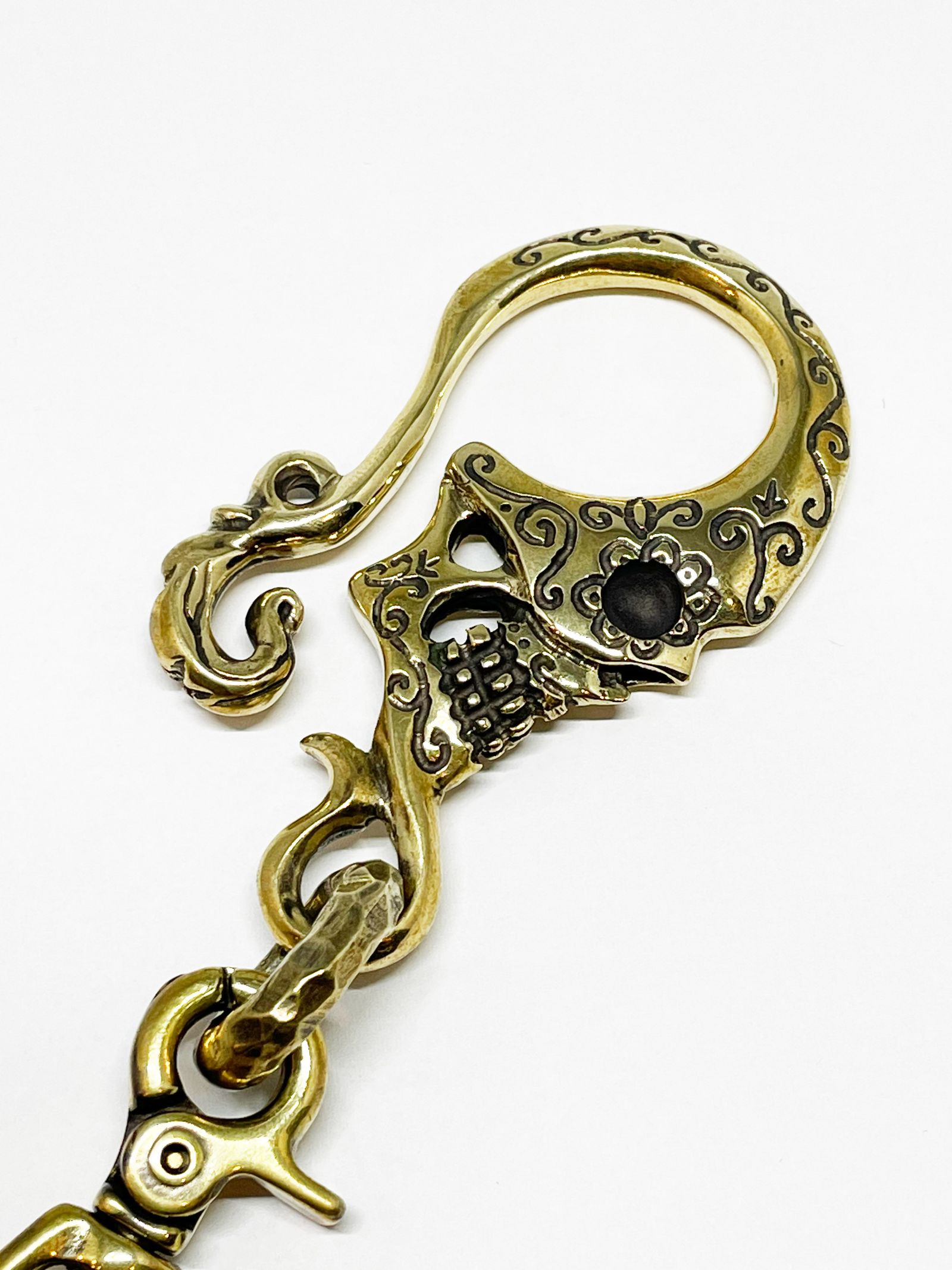 CALAVERA KEYHOLDER (BRASS)