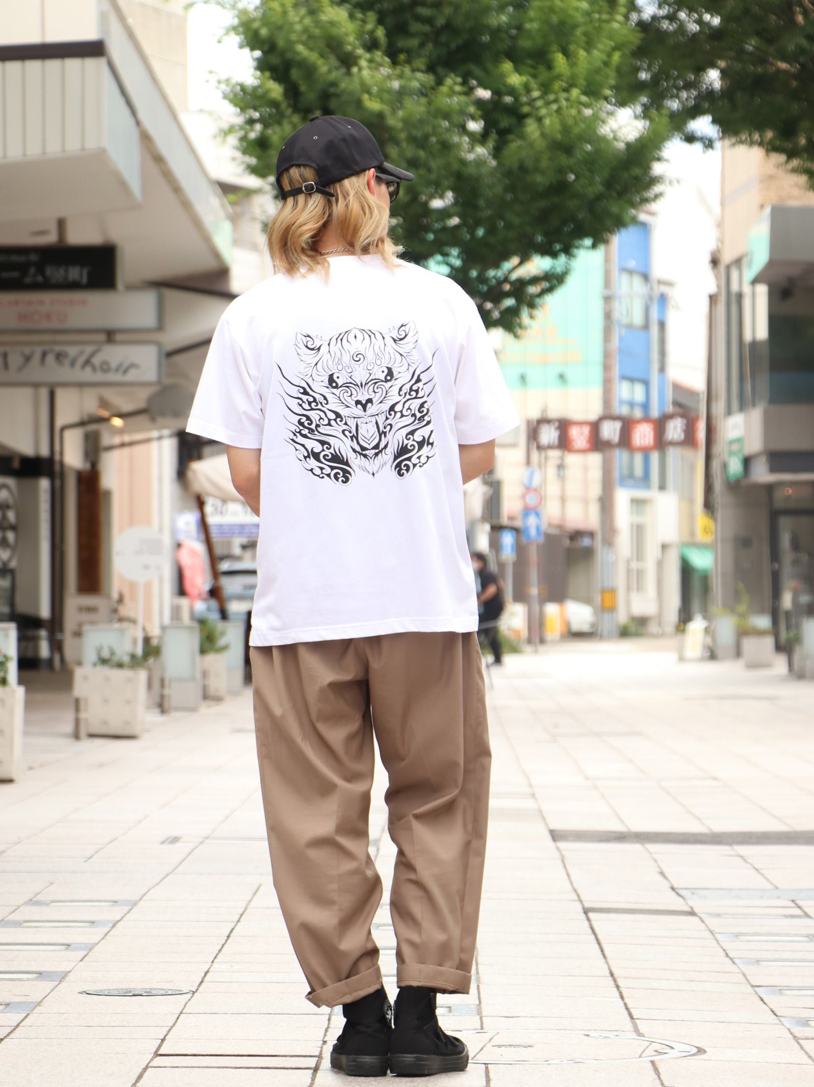 トライバル タイガーTシャツ(ホワイト) / TRIBAL TIGER TEE