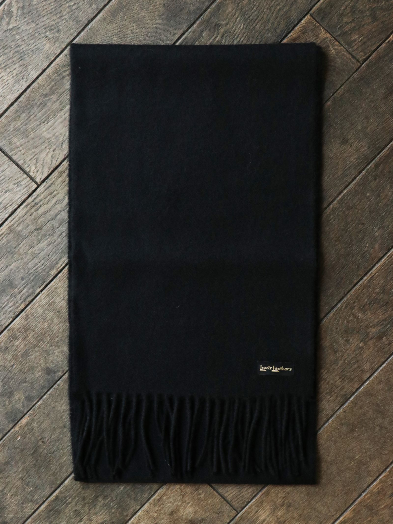SCOTISH WOOL SCARF (BLACK)