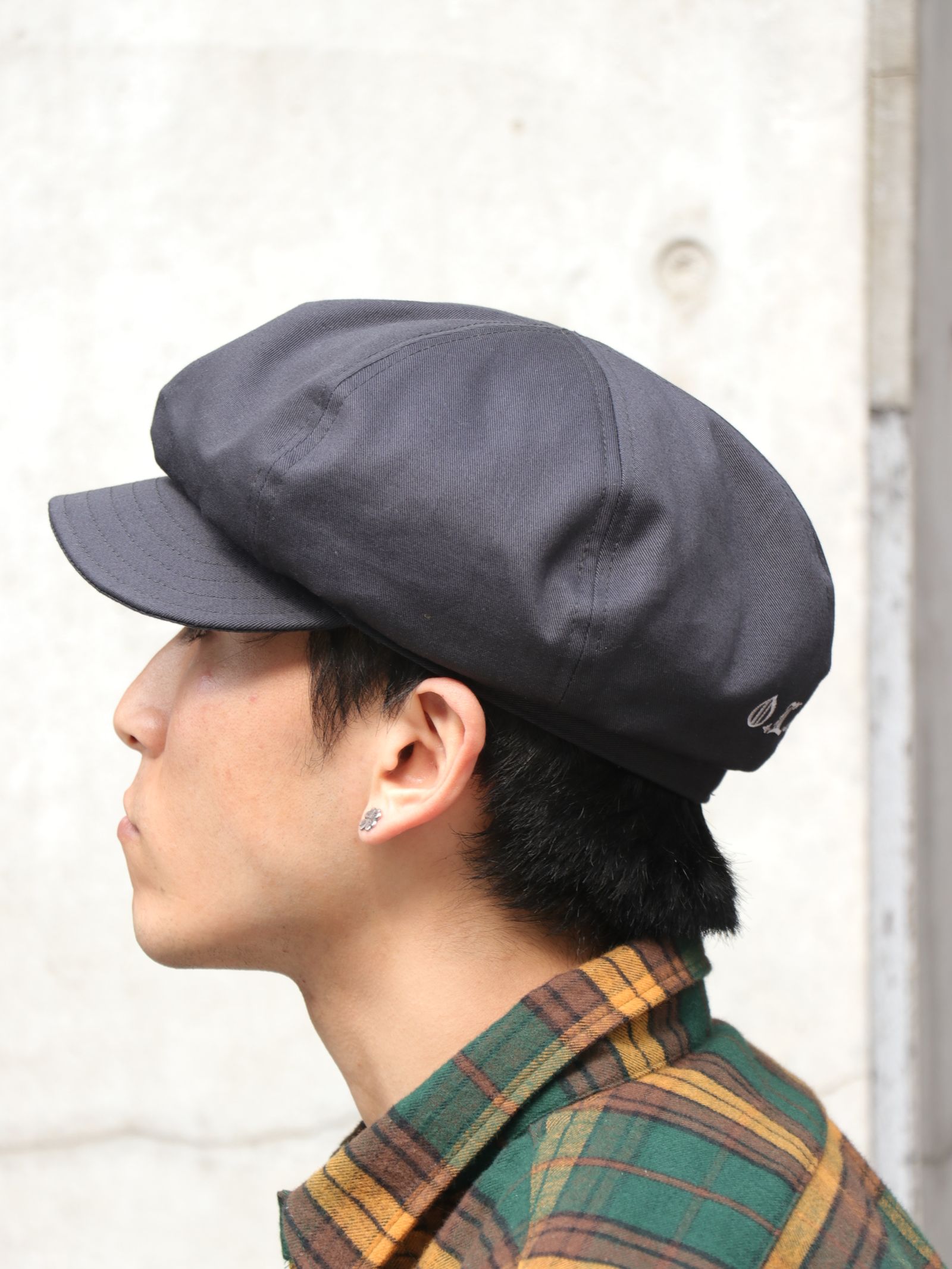 O.L.A.W EMBROIDERY CASQUETTE (CHARCOAL GLAY)