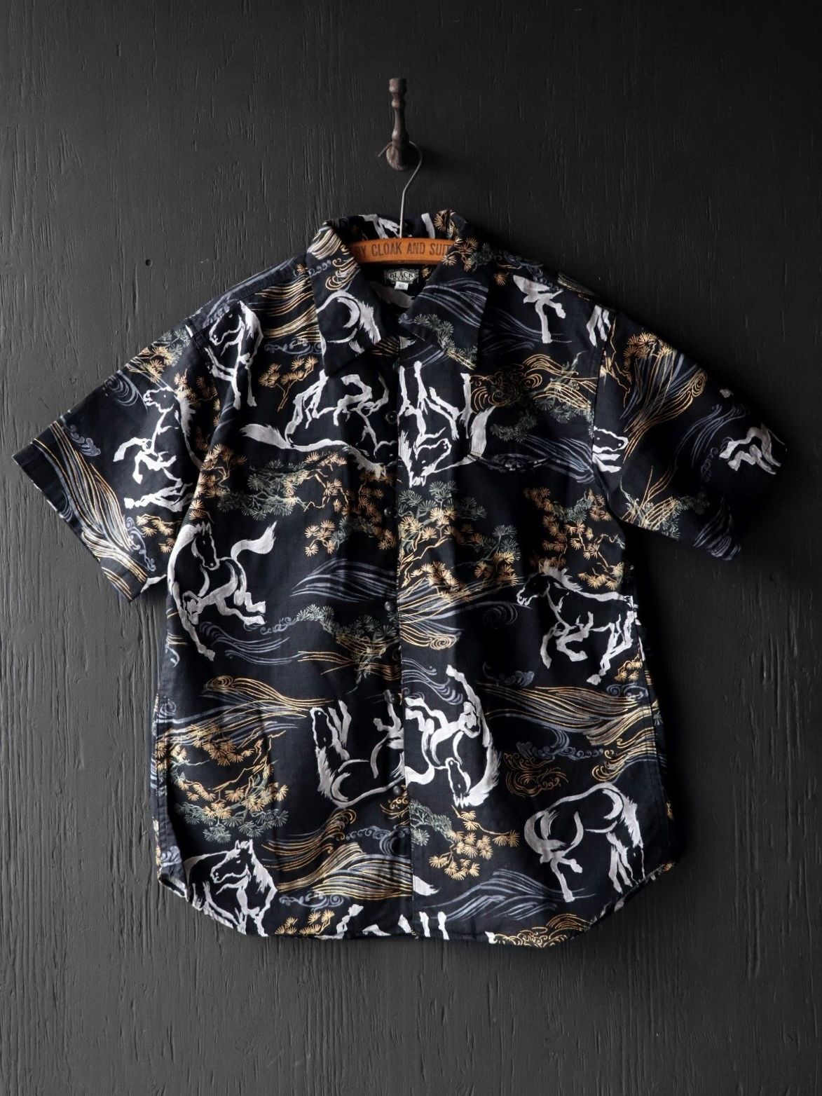 “RAGING HORSE” GERONIMO SHIRT (MIDNIGHT BLACK)