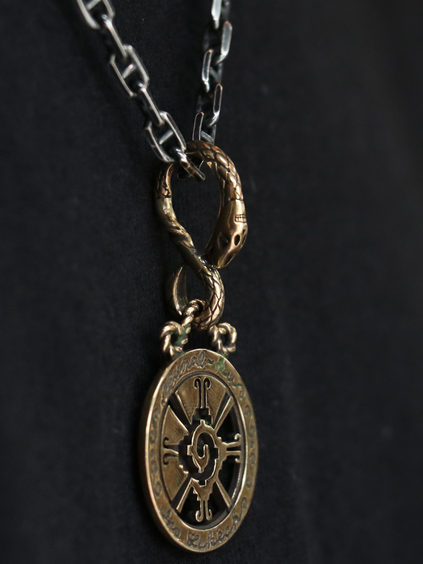 HUNABU-KU & EAGLE SNAKE NECK TOP (BRASS)