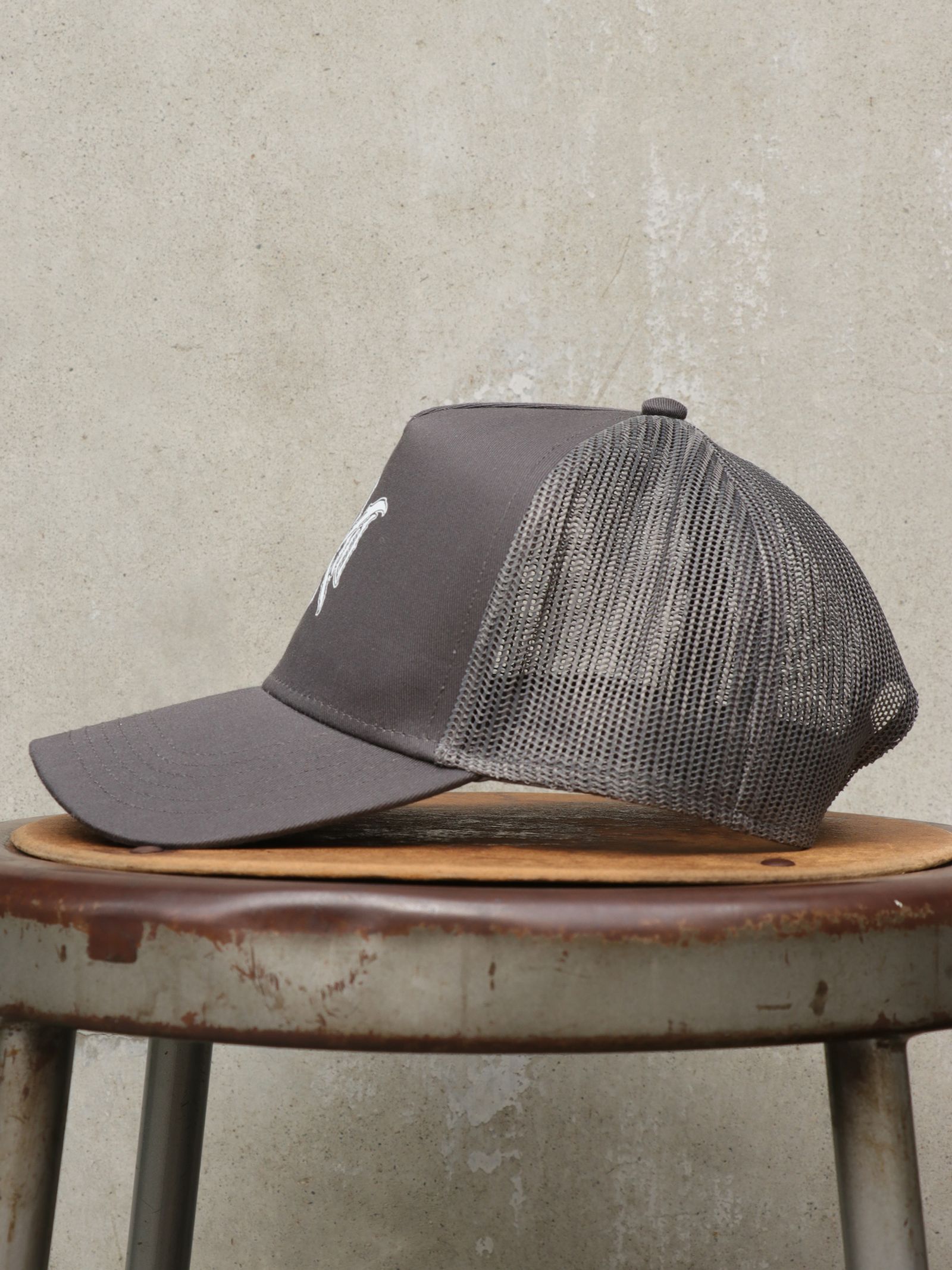 NORM ロゴ メッシュキャップ (チャコールグレー) / NORM LOGO MESH CAP