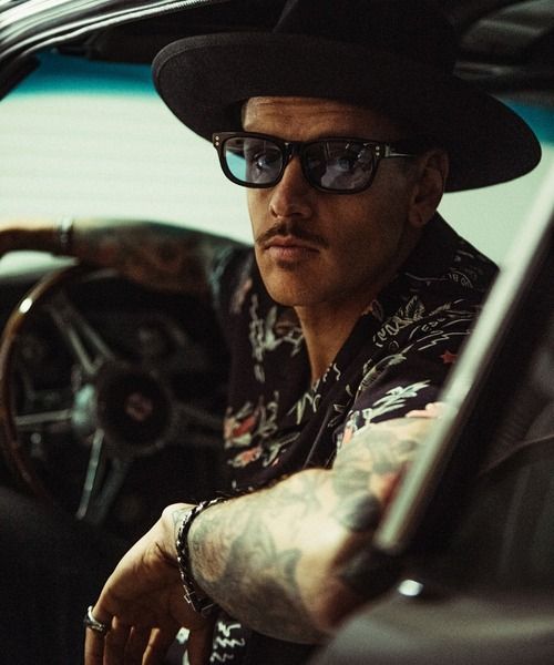ROB BIKER SHADE (BLACK)