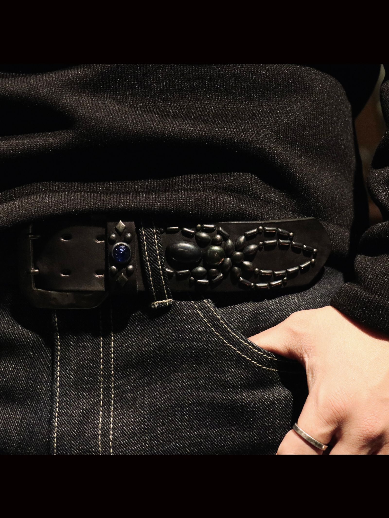 新着【Self Portrait】ブラックベルベット チェーンベルトマキシ スタイルデリ STYLE DELI ブラックベルベットキャップ(505090974