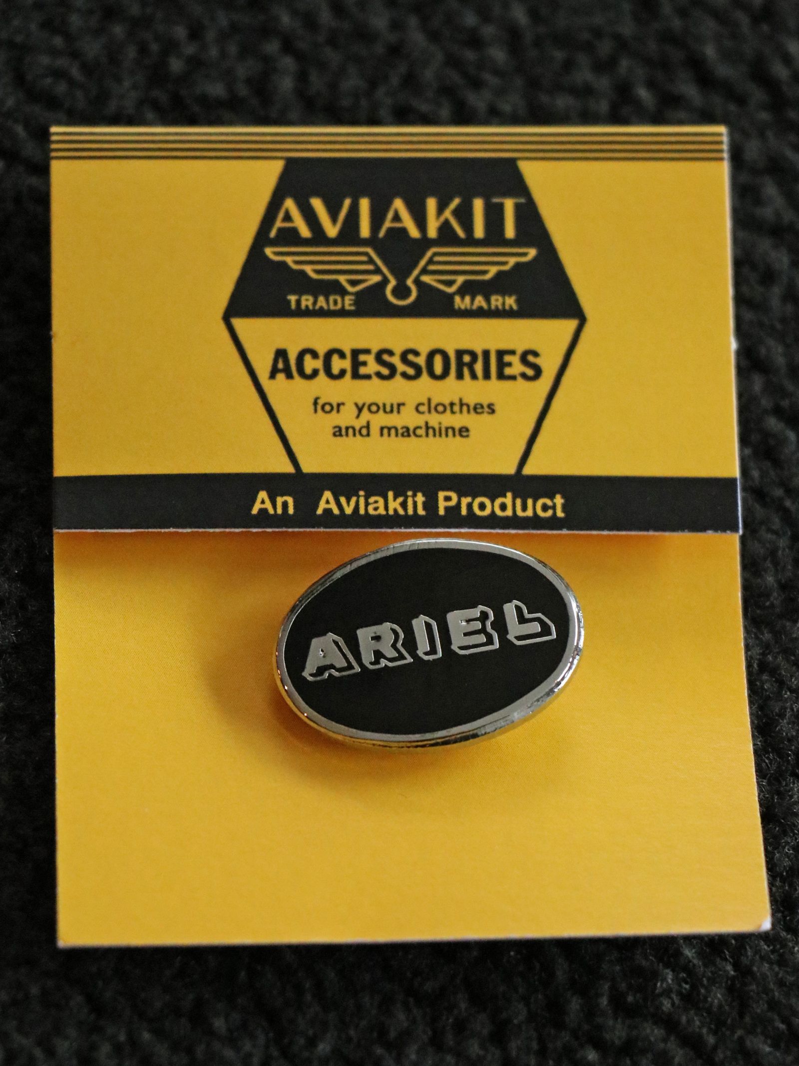 【即日発送可能】"ARIEL" BADGE