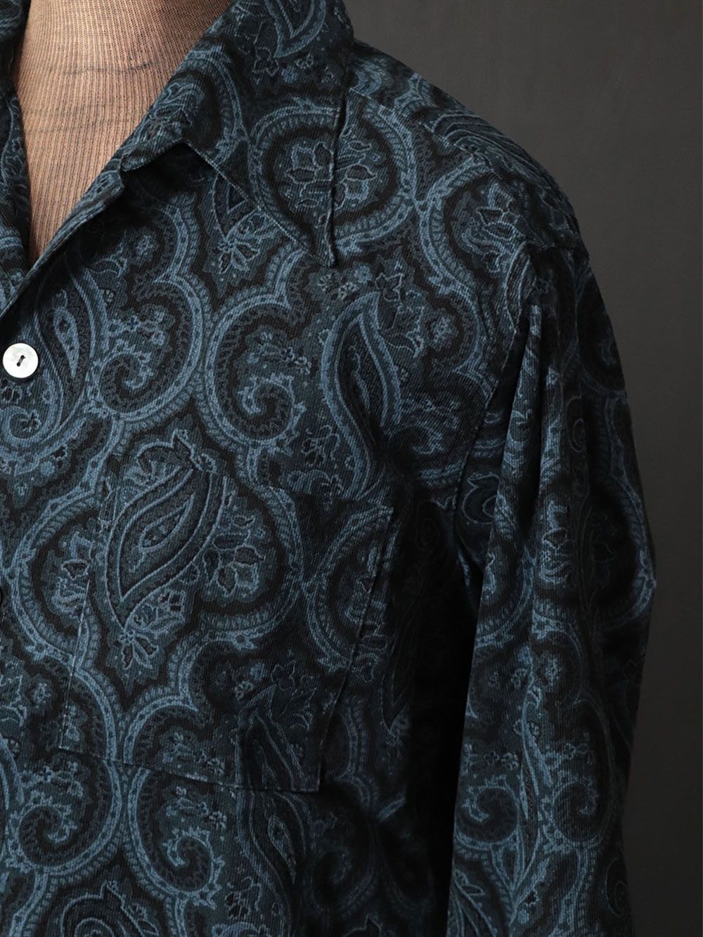 BLACK SIGN - PAISLEY CORD GANGSTER SHIRT (NAVY) | SKANDA