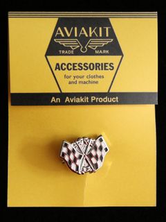 "2 CHECKERED FLAG" BADGE