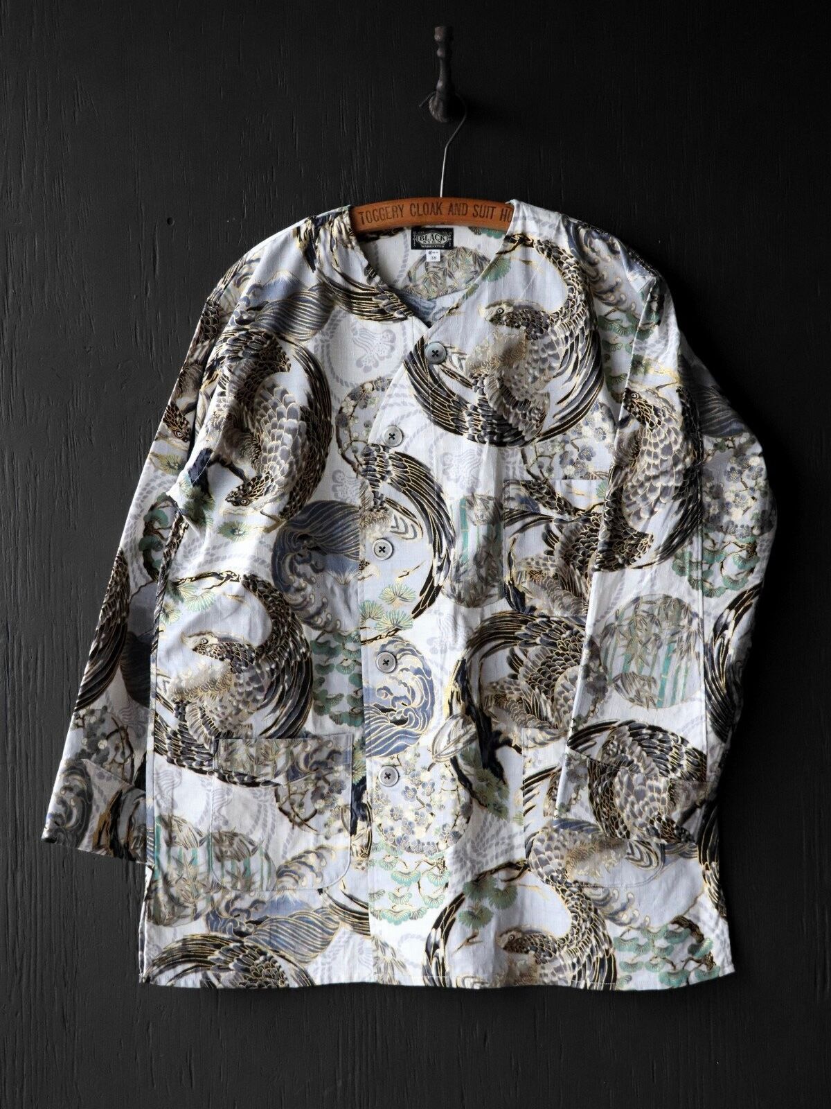 “Mt. FUJI AND HAWK” LATE NIGHT SHIRT (SALT WHITE)