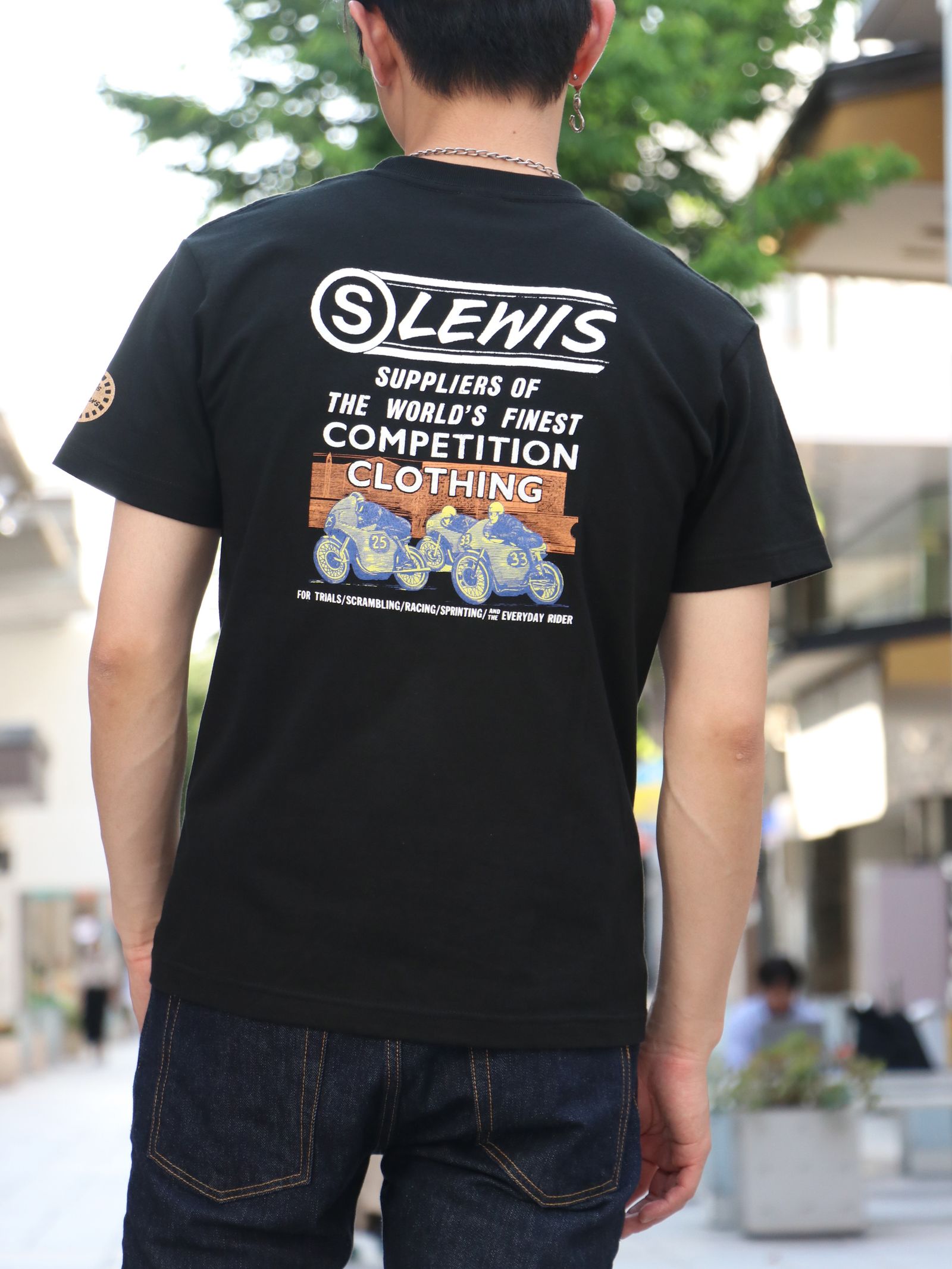"S LEWIS" T-SHIRT (BLACK)