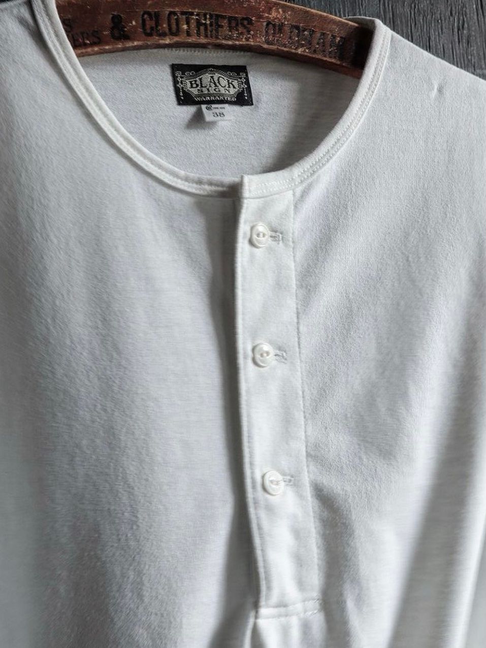 BS HENRY NECK COOLING UNDERWEAR (BONE WHITE)