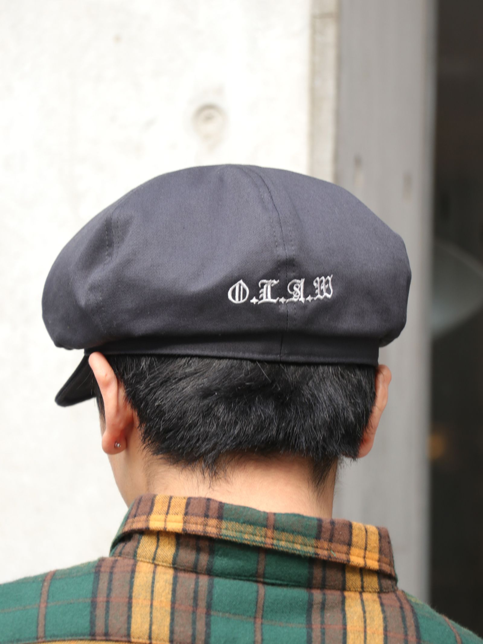 O.L.A.W EMBROIDERY CASQUETTE (CHARCOAL GLAY)