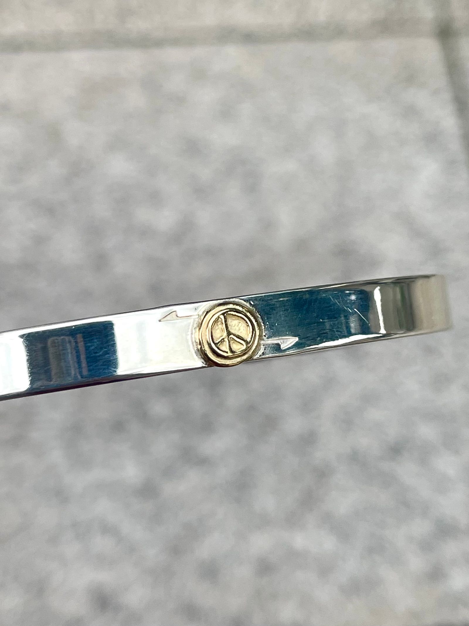 スモール ピース バングル (銀 x 金) / SMALL PEACE BANGLE (SILVER925 x k18 GOLD)
