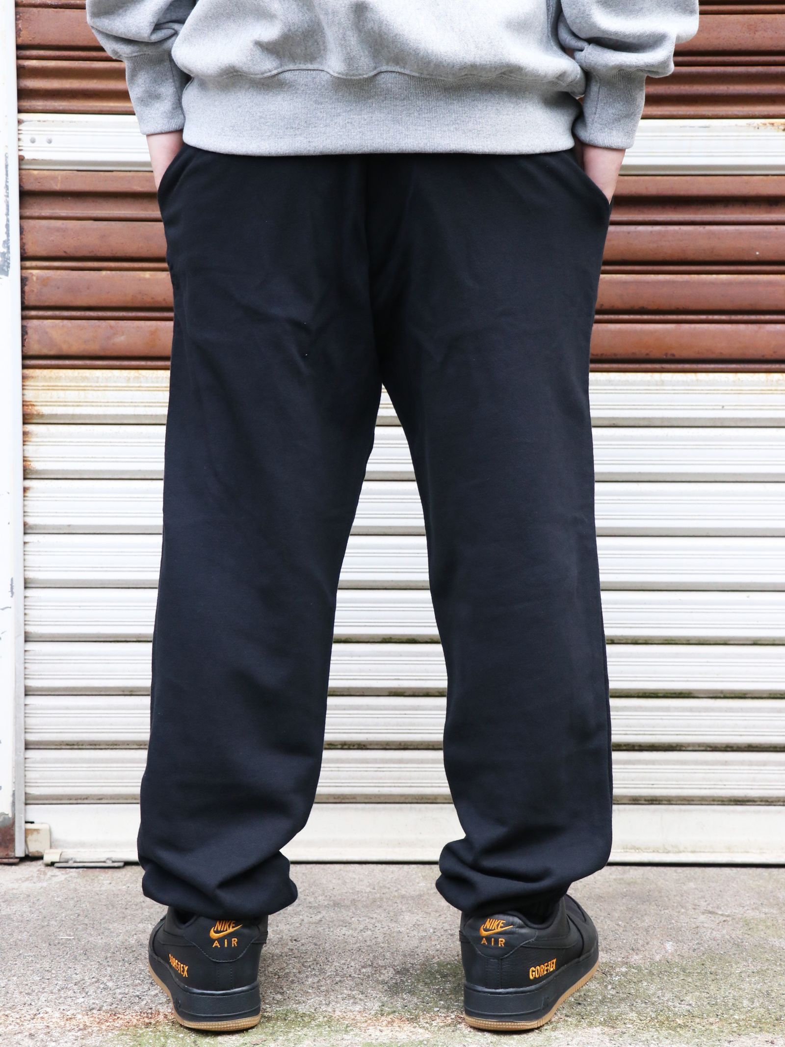 "SKANDA"スウェットパンツ (ブラック) / "SKANDA" SWEAT PANTS (BLACK)