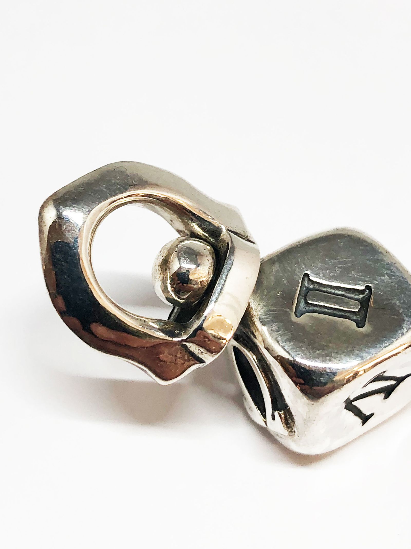 "Ω" DICE NECKTOP (SILVER925)