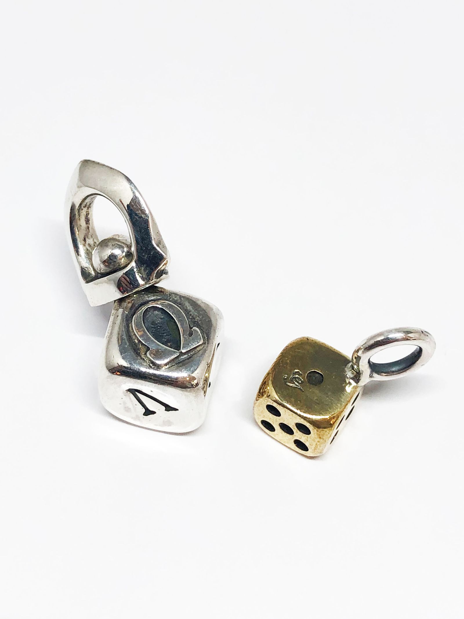 SMALL SIZE DICE NECKTOP (BRASS)