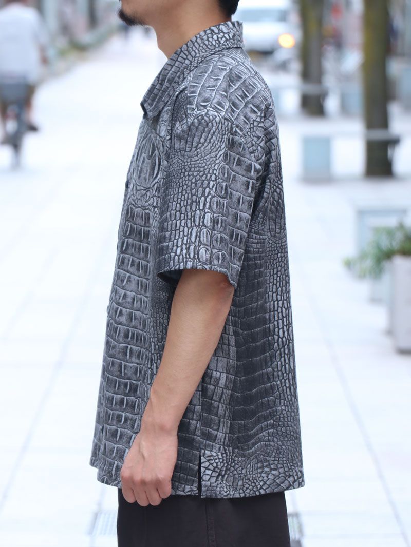 [SKANDA x haru*hano] "CROCODILE SHORT SLEEVE SHIRTS" (GRAY) / クロコダイル 半袖シャツ (グレー))