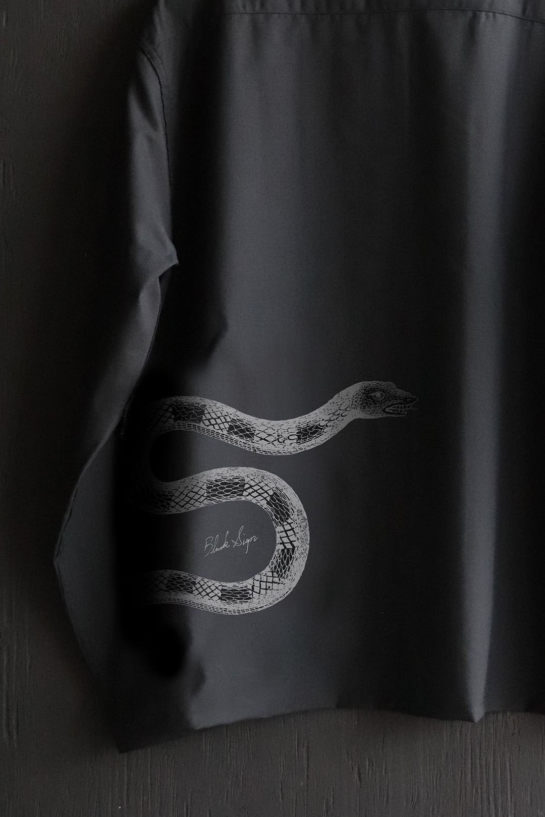 JONSTON SHIRTS "SERPENS" (MIDNIGHT BLACK)