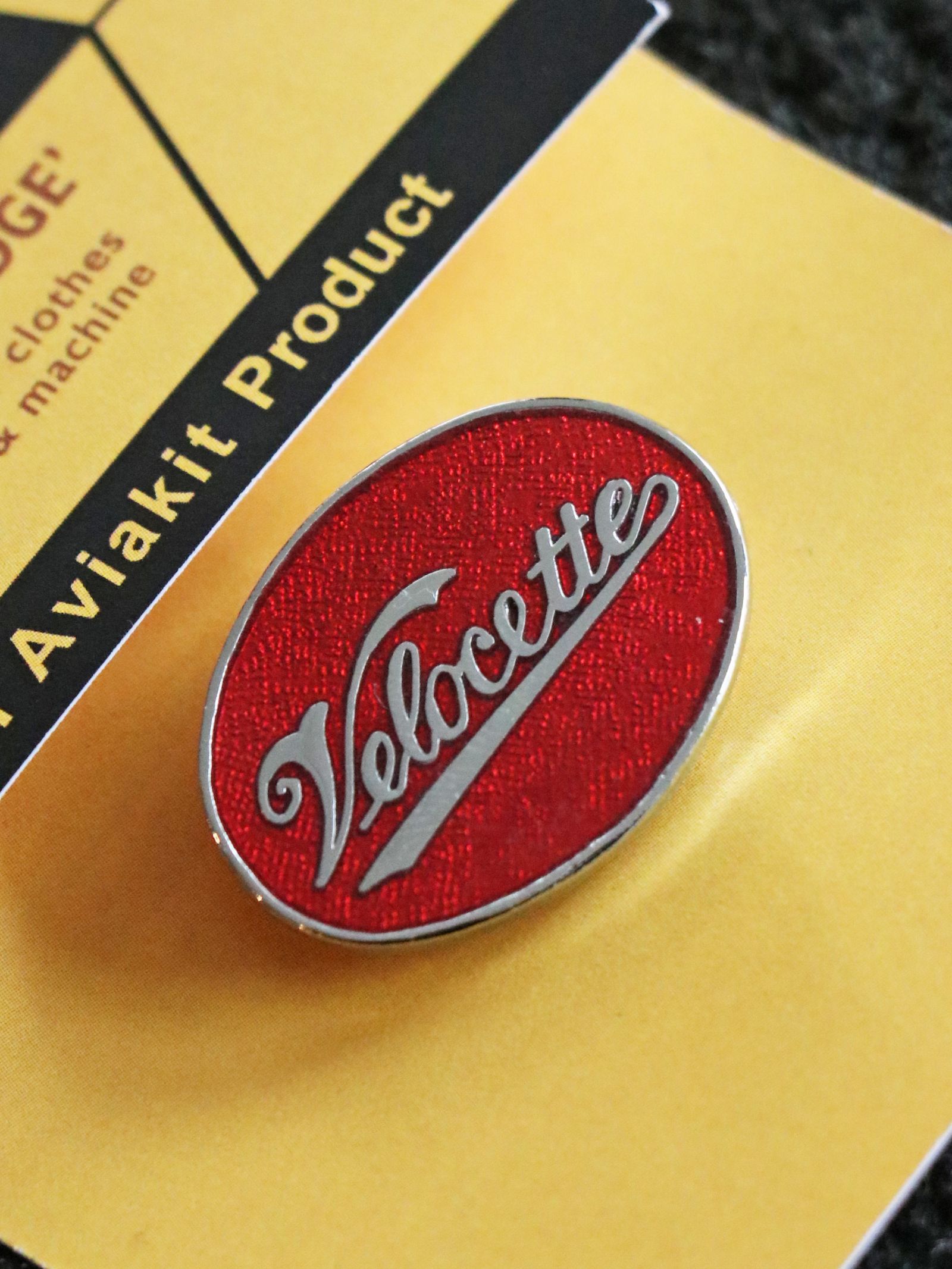 【即日発送可能】"VELOCETTE ROUND" BADGE