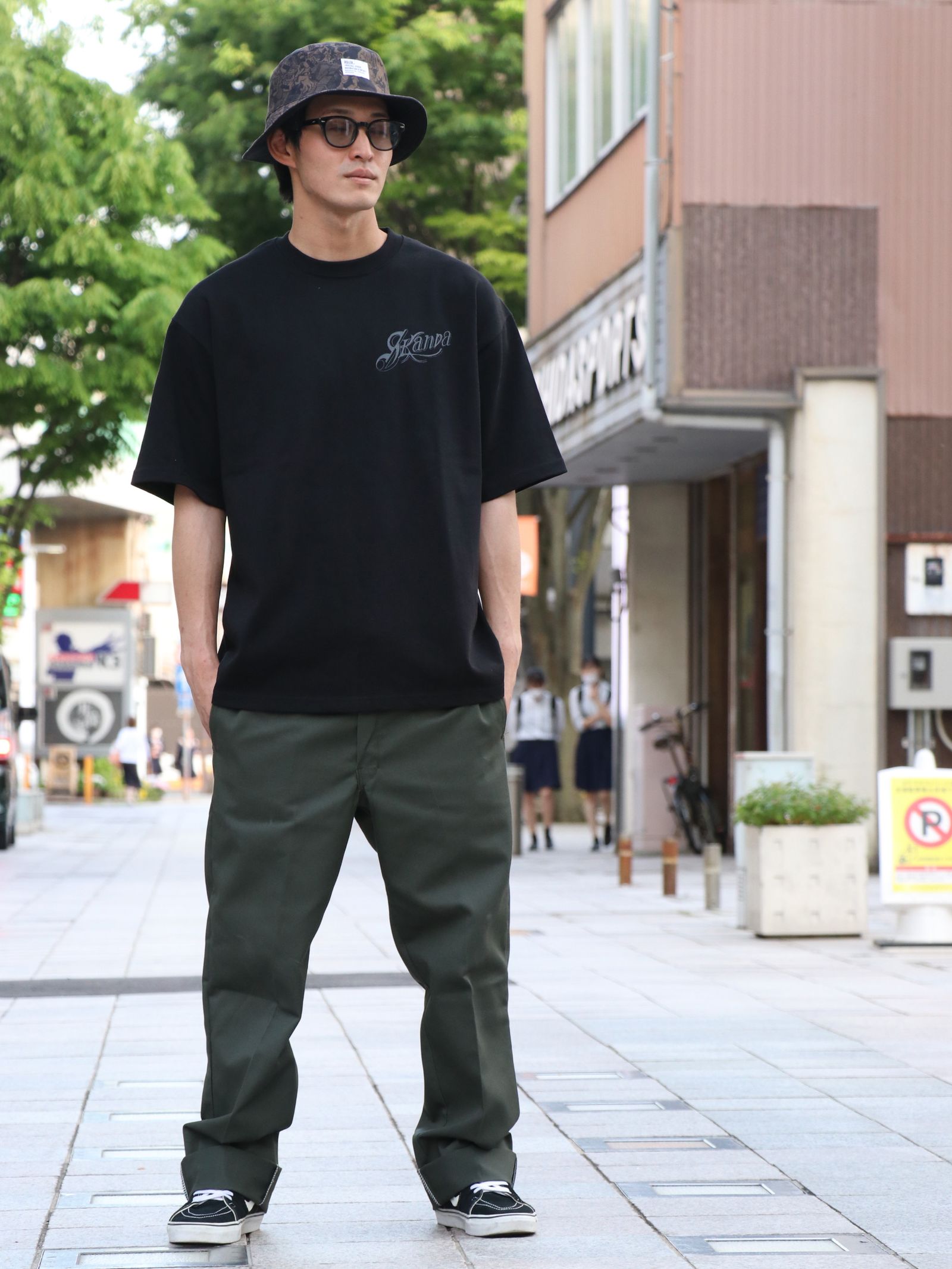 SKANDAオリジナルスーパーヘビーウェイトバンダナ Tシャツ (ブラック)