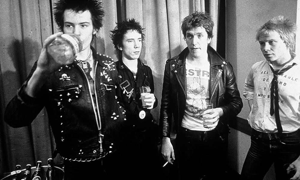 多湿な夜に... The Sex Pistols - Anarchy In The U.K | SKANDA