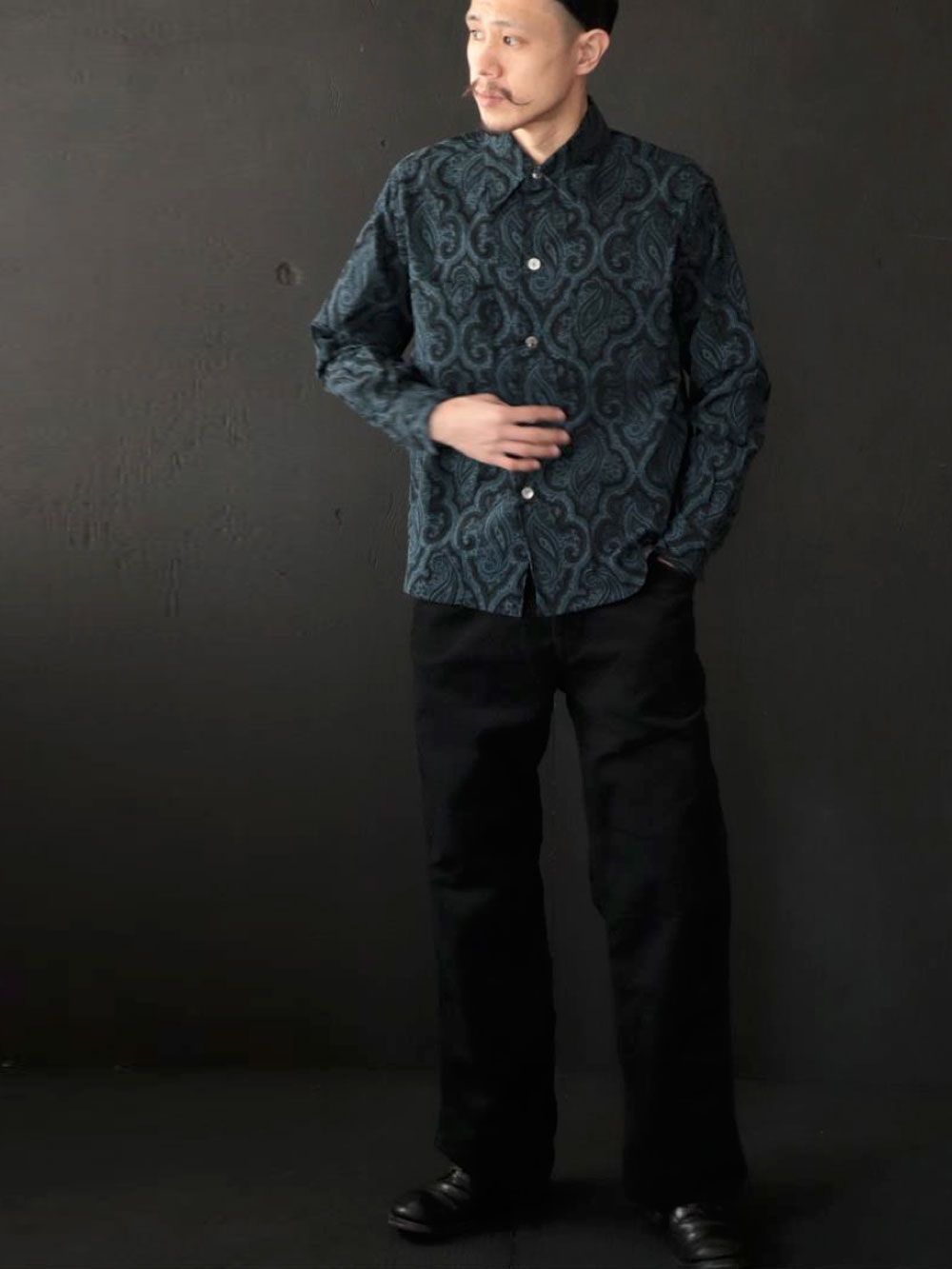 BLACK SIGN - PAISLEY CORD GANGSTER SHIRT (NAVY) | SKANDA