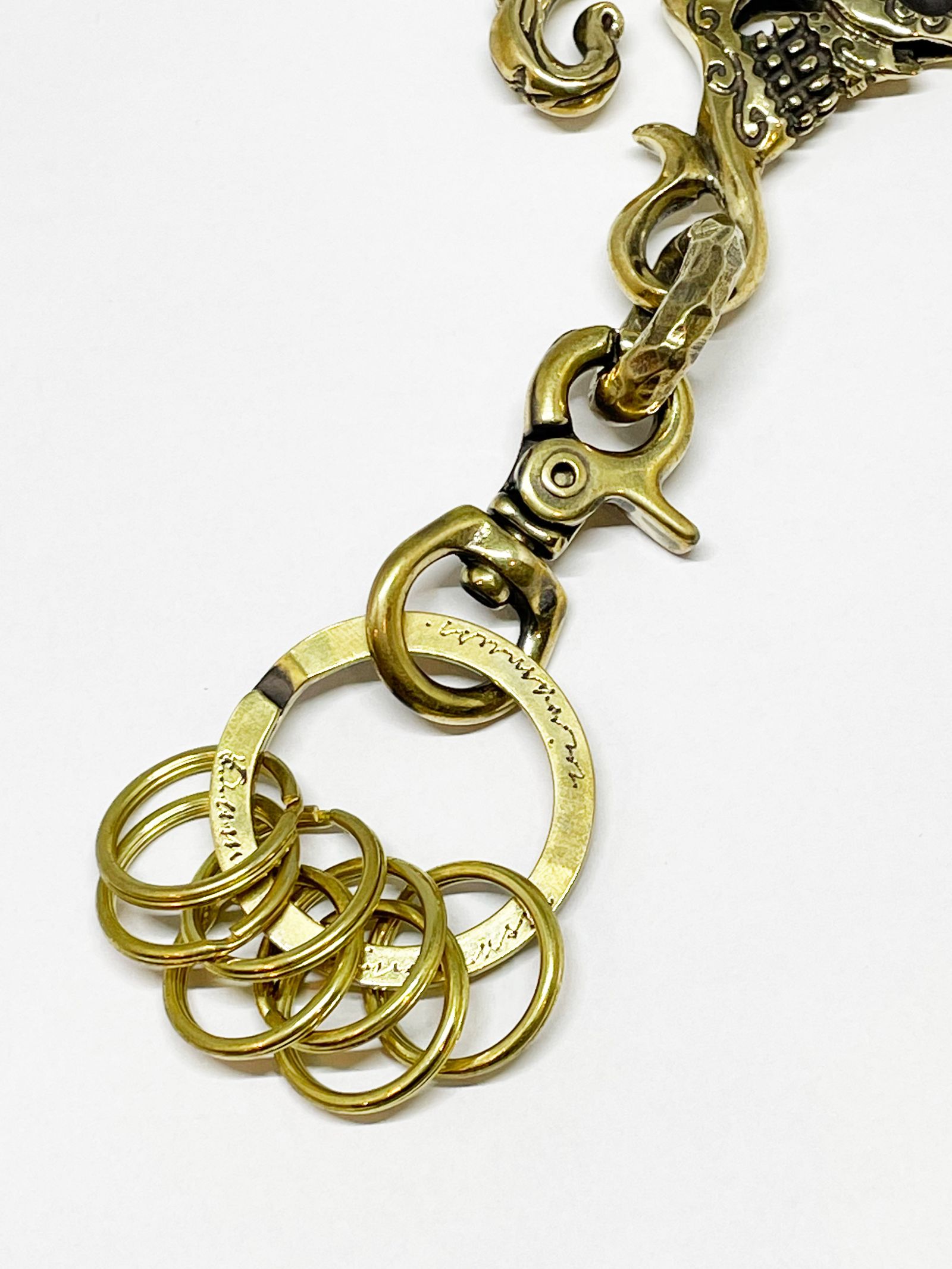 CALAVERA KEYHOLDER (BRASS)