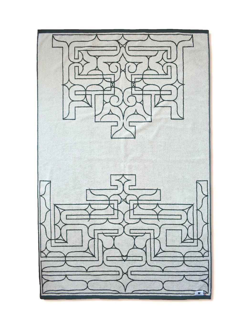 アイヌ文様の今治タオルブランケット (チカラカラペ - ダークグリーン×サンドベージュ)