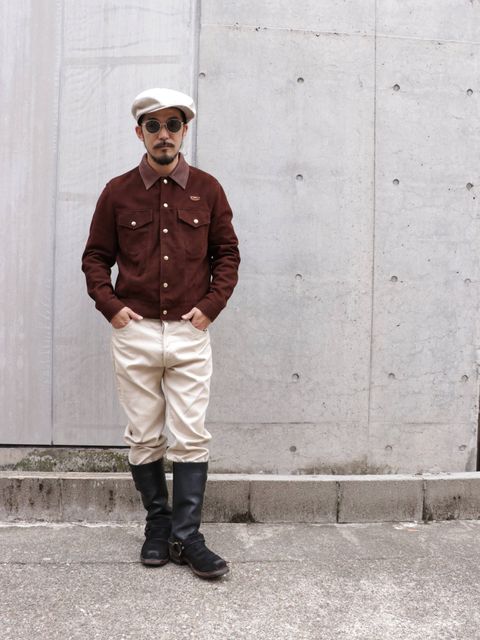 カジュアルに着こなすルイス&ウエスコスタイル