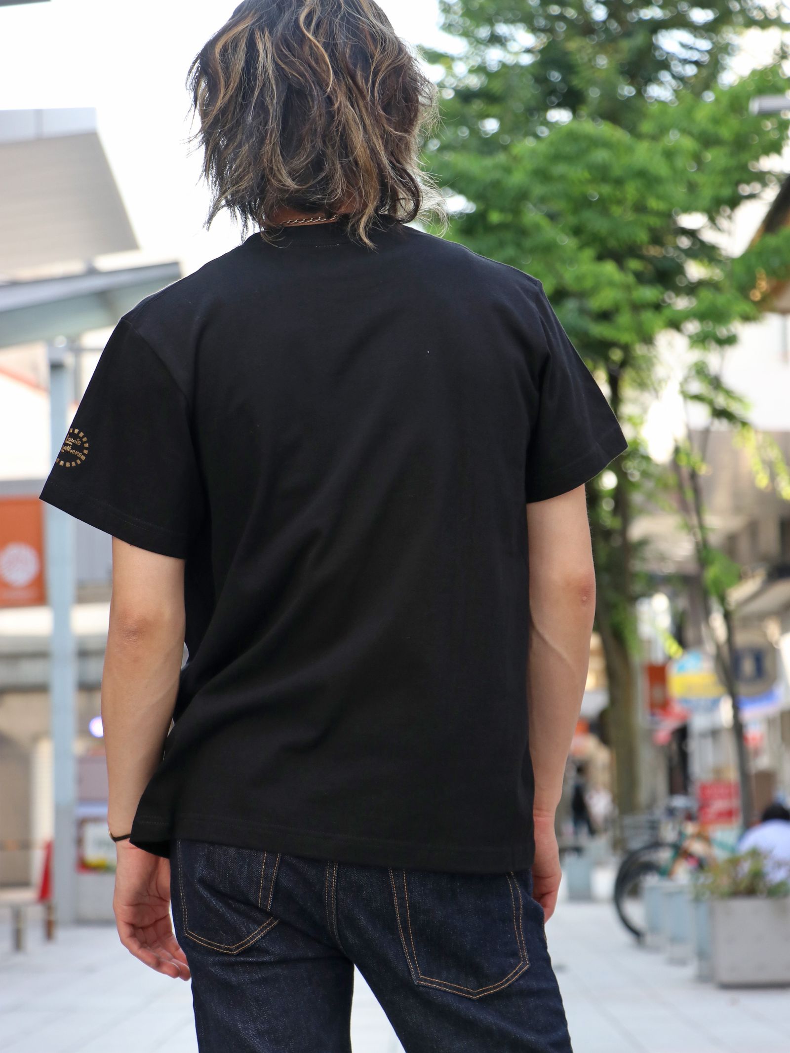 【即日発送可能】CHECKER LOGO T-SHIRTS (BLACK)