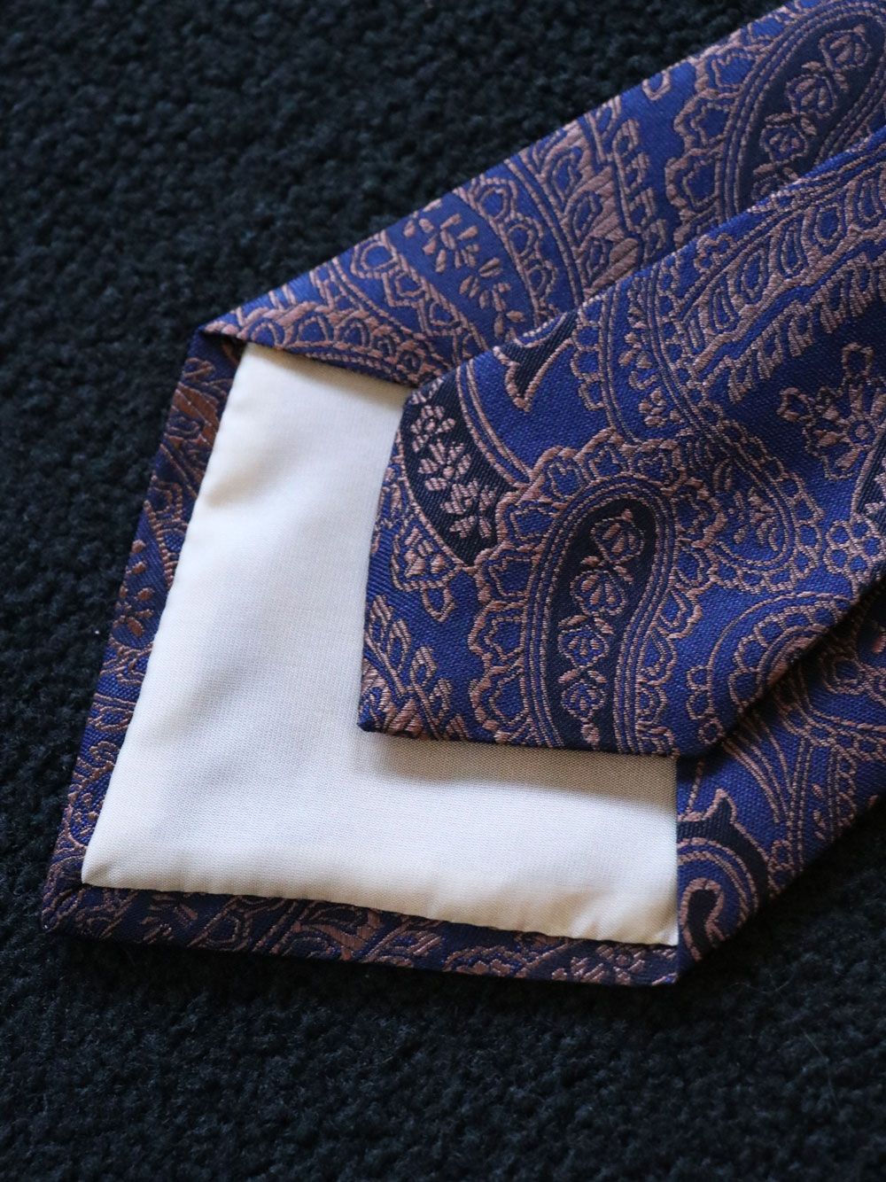 PAISLEY NECK TIE (NAVY)