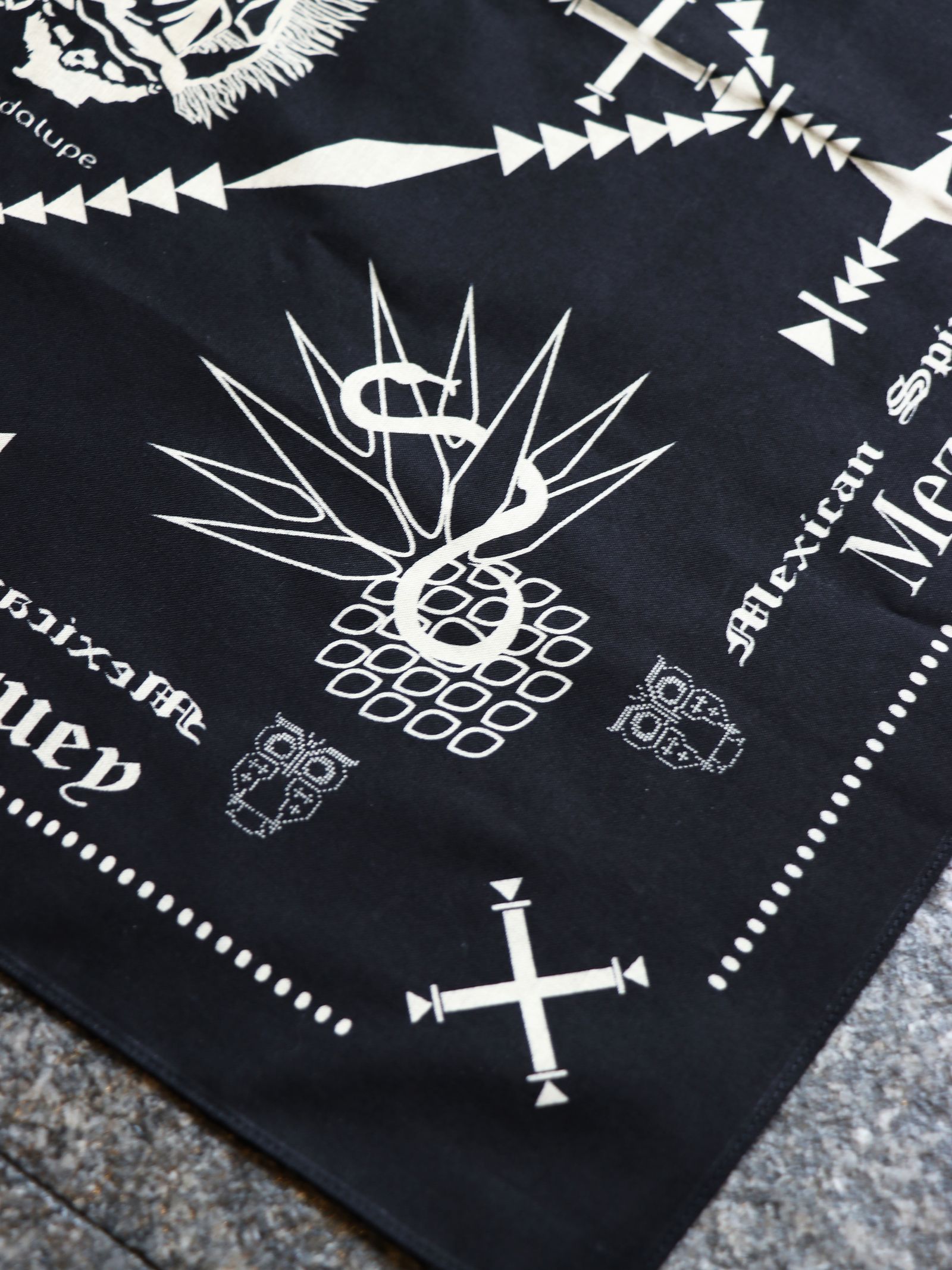 GUADALUPE MARIA & AGAVE BANDANA