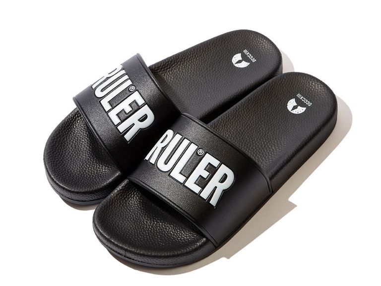 ラフなサンダルもRULERで