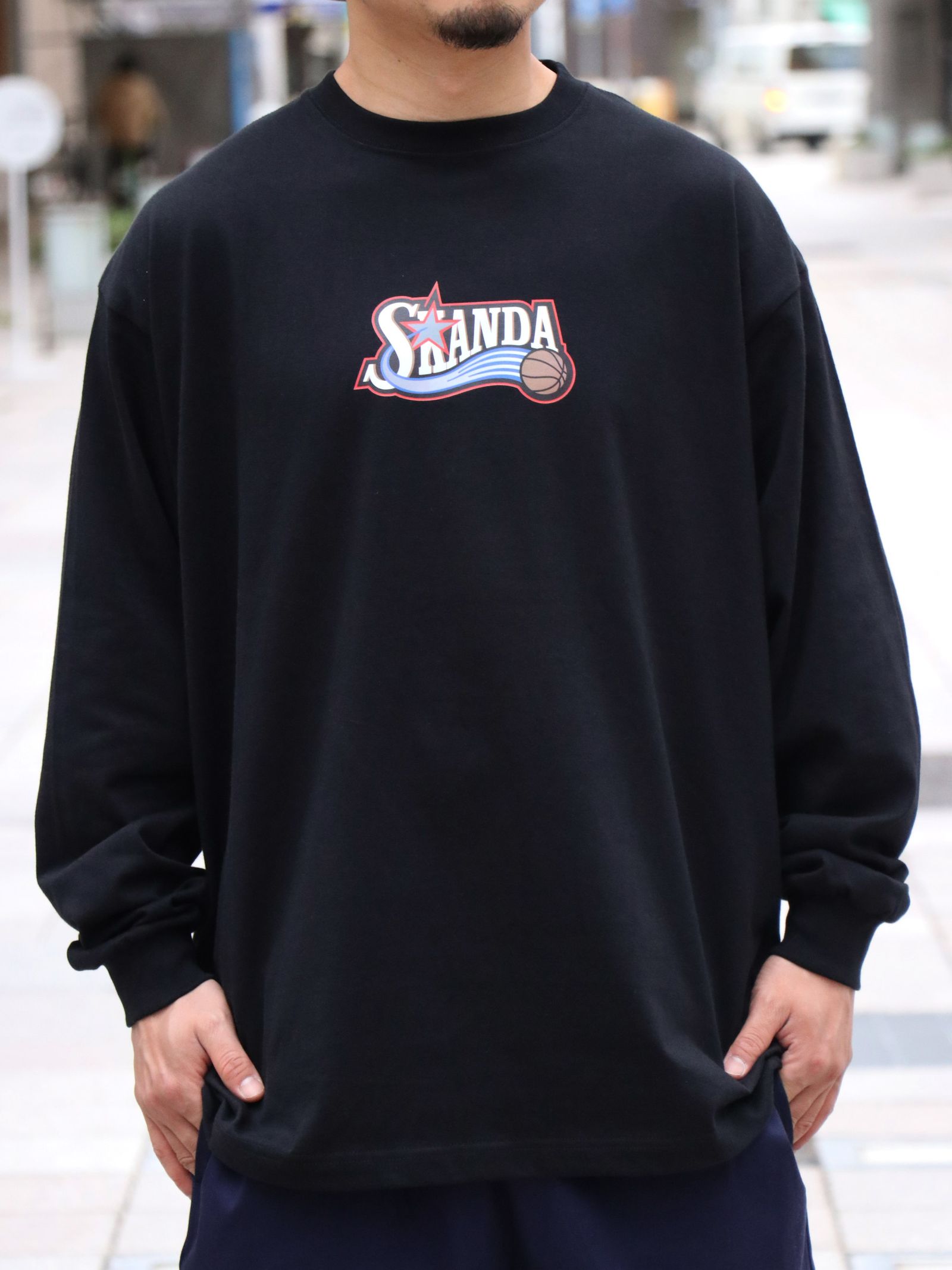 ”SKANDA×GRAVYSOURCE” W-NAME L/S TEE (BLACK)