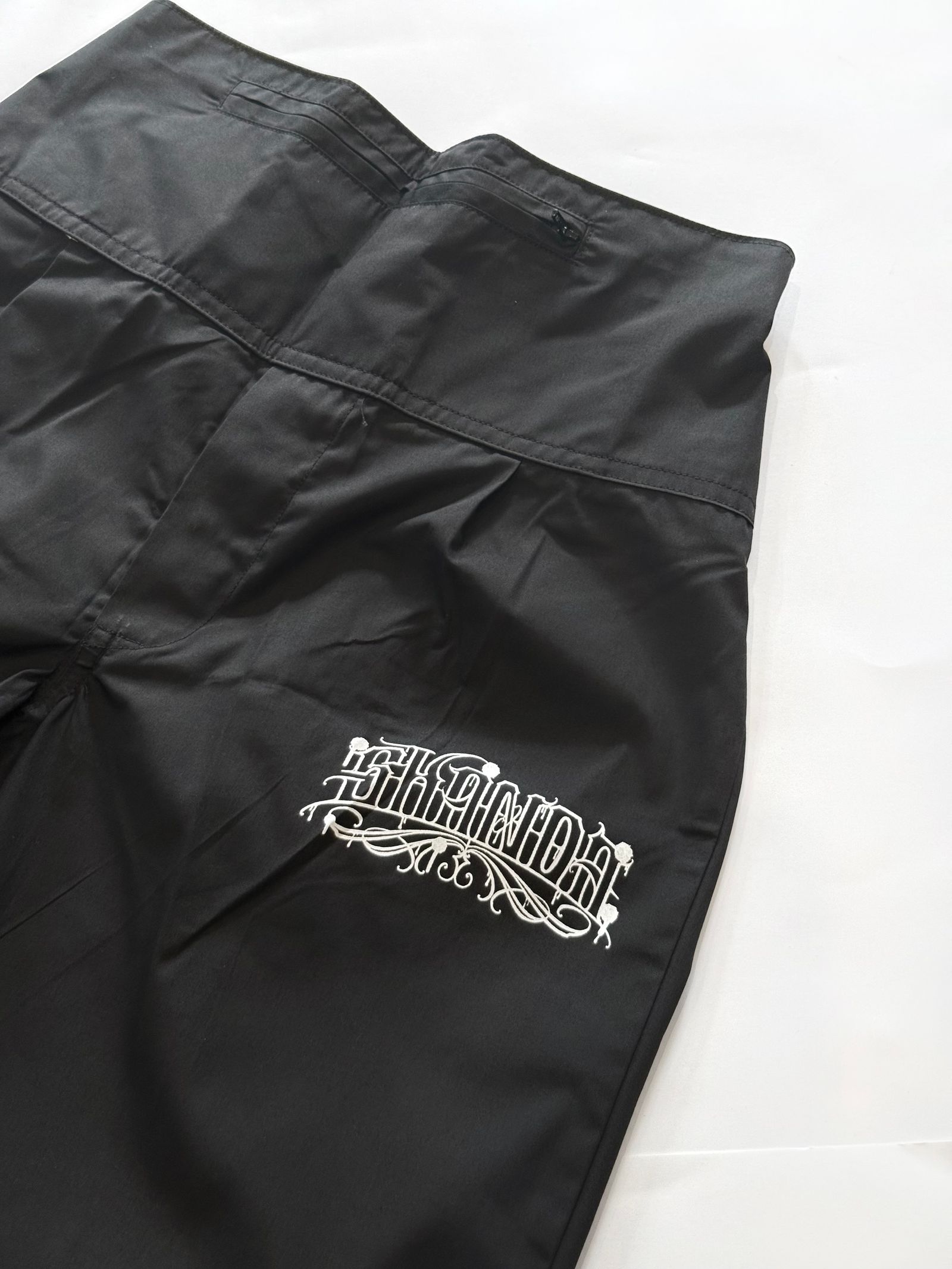 "PRAY FOR NOTO" DABO PANTS (BLACK)