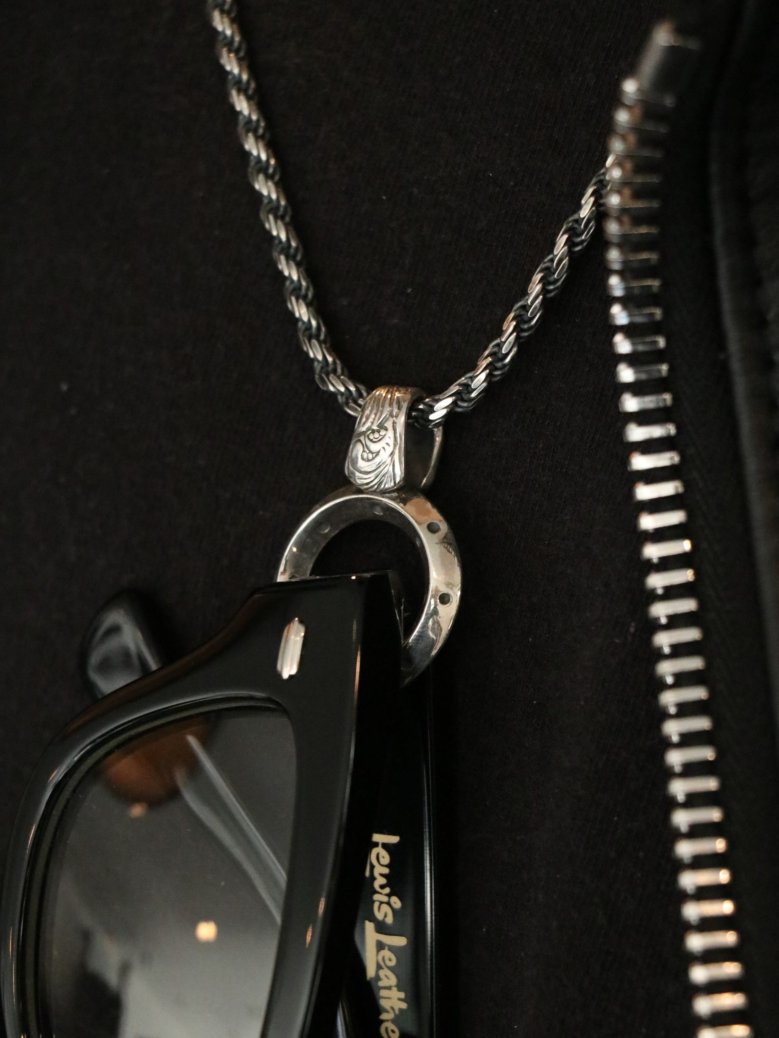 GLASSES CATCHER NECKTOP (LARGE) (SILVER925)