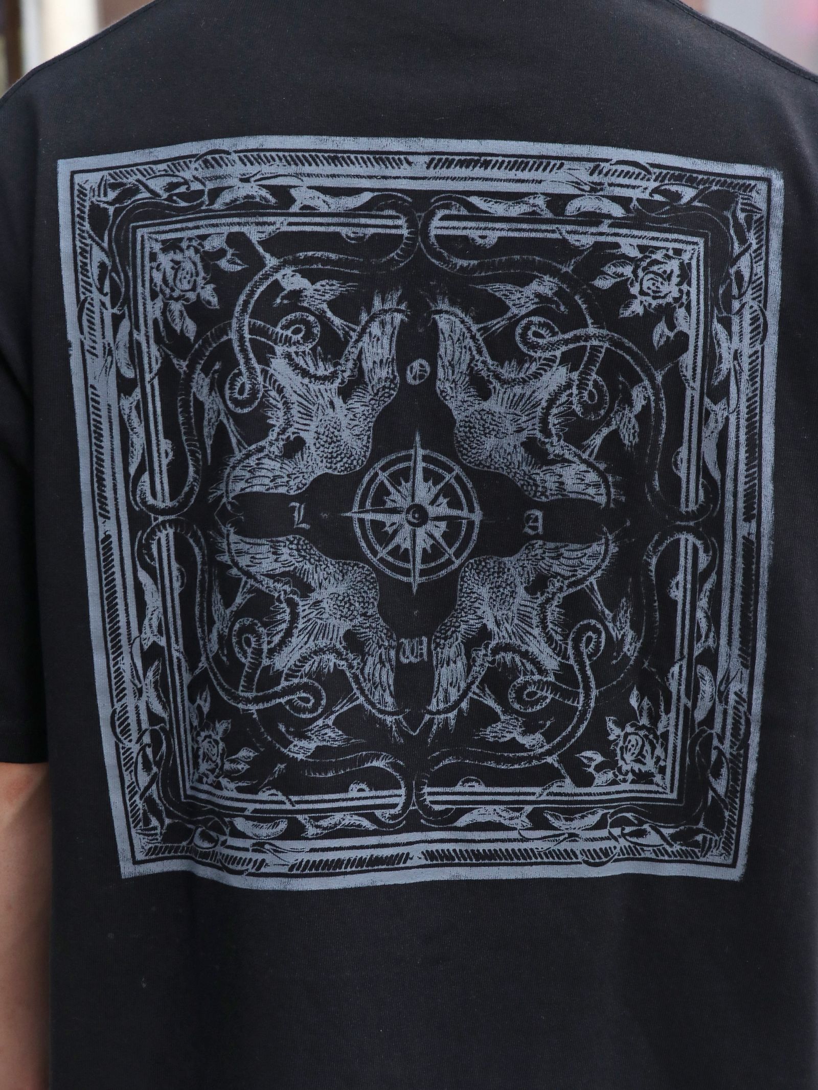 SKANDAオリジナルスーパーヘビーウェイトバンダナ Tシャツ (ブラック)