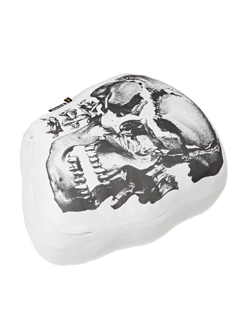 SKULL CUSHION (WHITE)