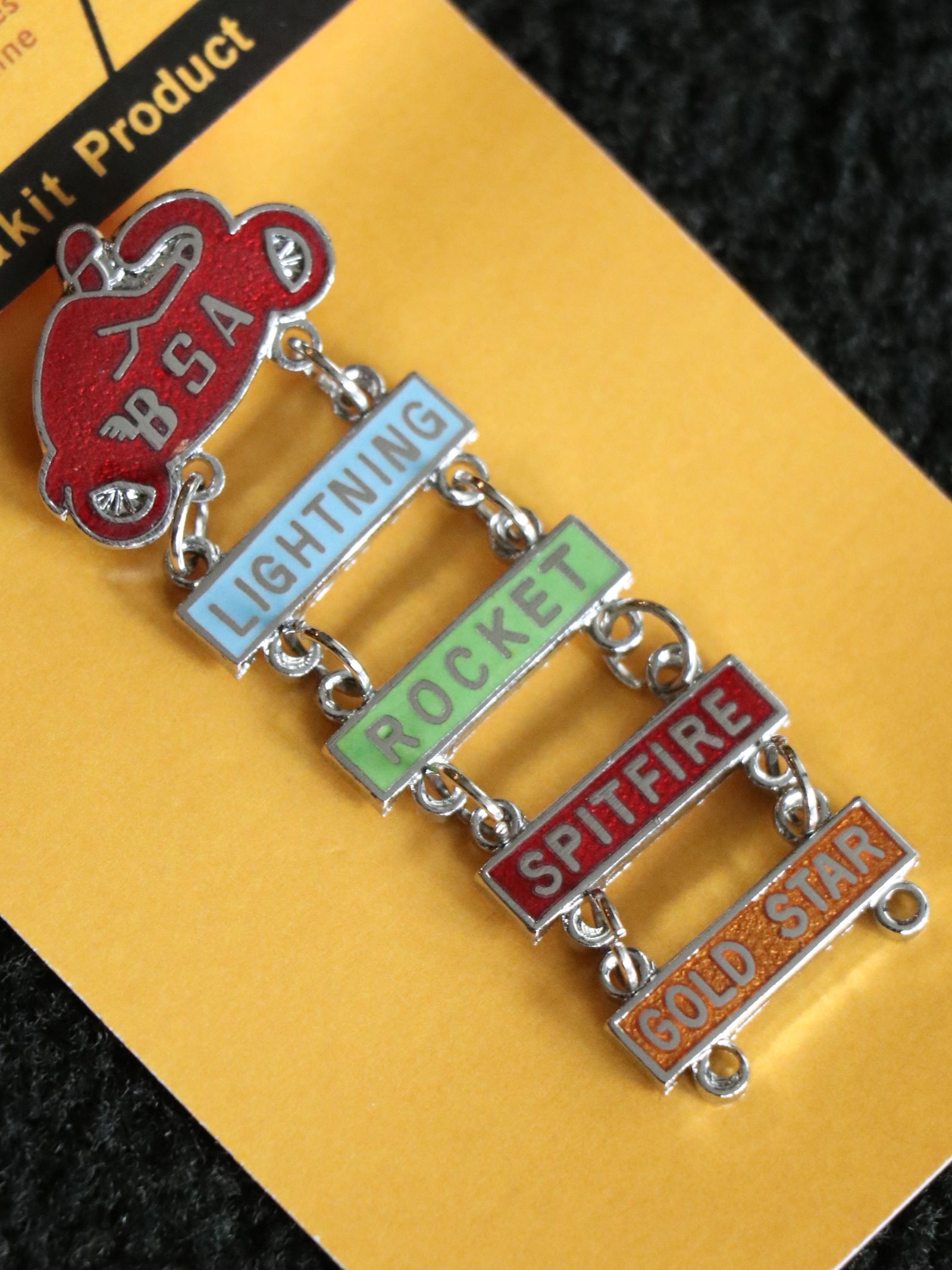 "TRIUMPH WITH BARS BSA WITH BARS NORTON WITH BARS"114