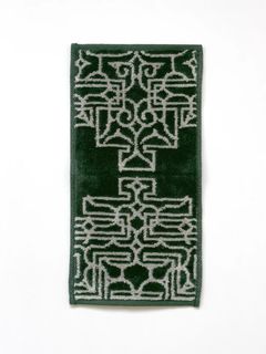 アイヌ文様の今治タオルハンカチ (チカラカラペ - ダークグリーン×サンドベージュ)