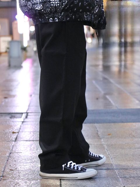 冬こそ派手にウィンターペイズリー