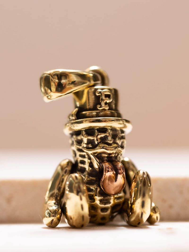 TEDDY BEROPEANUTS (BRASS)