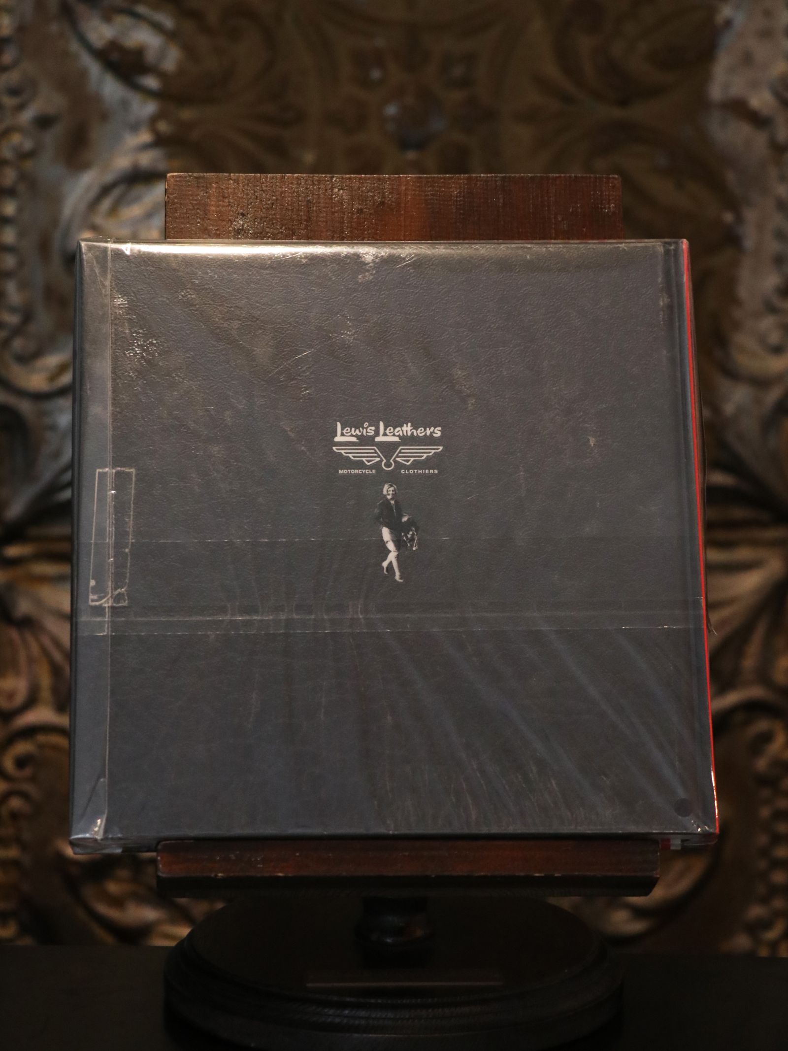 趣味・スポーツ・実用 Lewis Leathers Wings Lewis Leathers Wings 趣味・スポーツ・実用