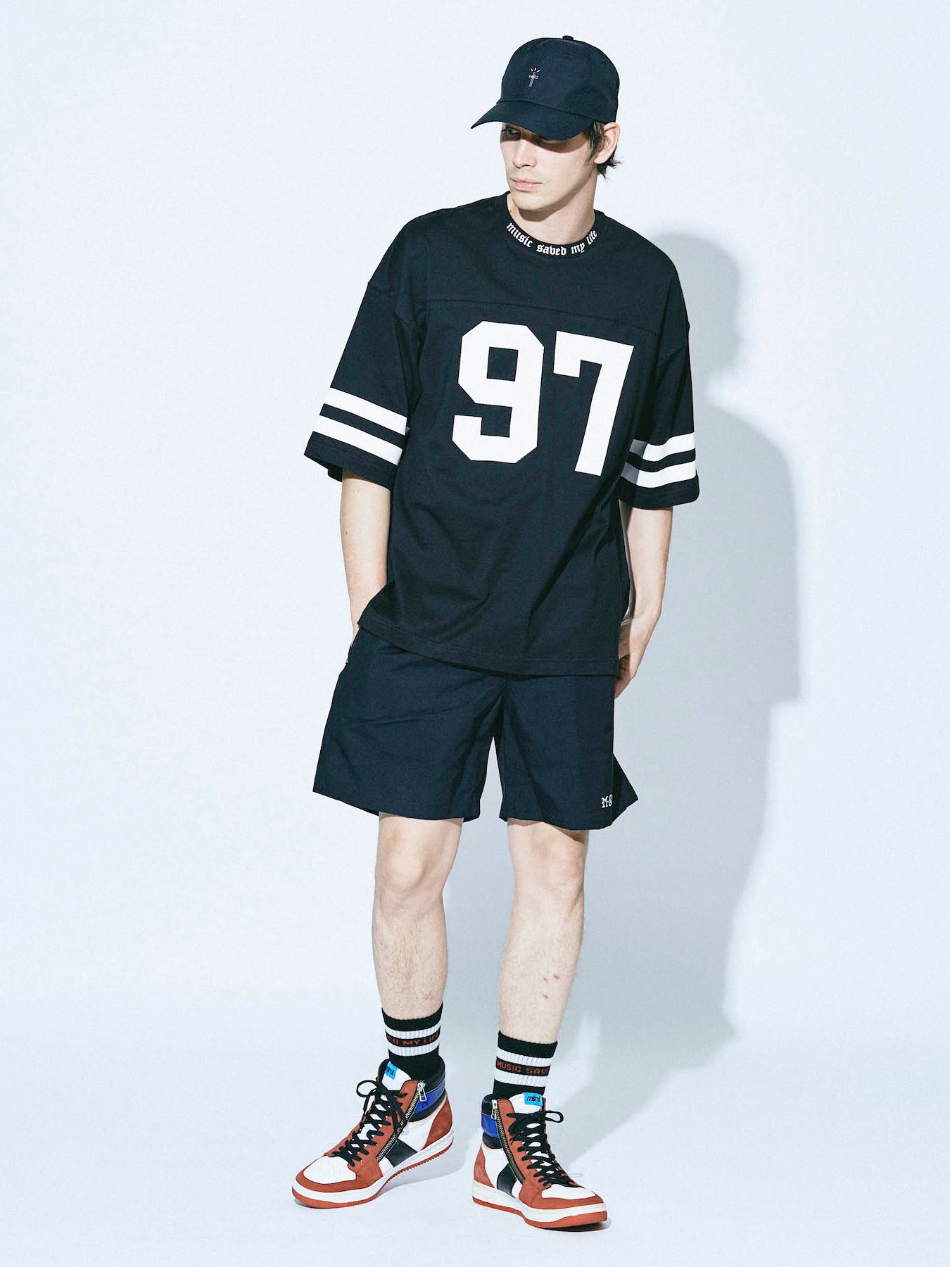 フットボールビック Tシャツ (ブラック) / FOOTBALL BIG TEE (BLACK)