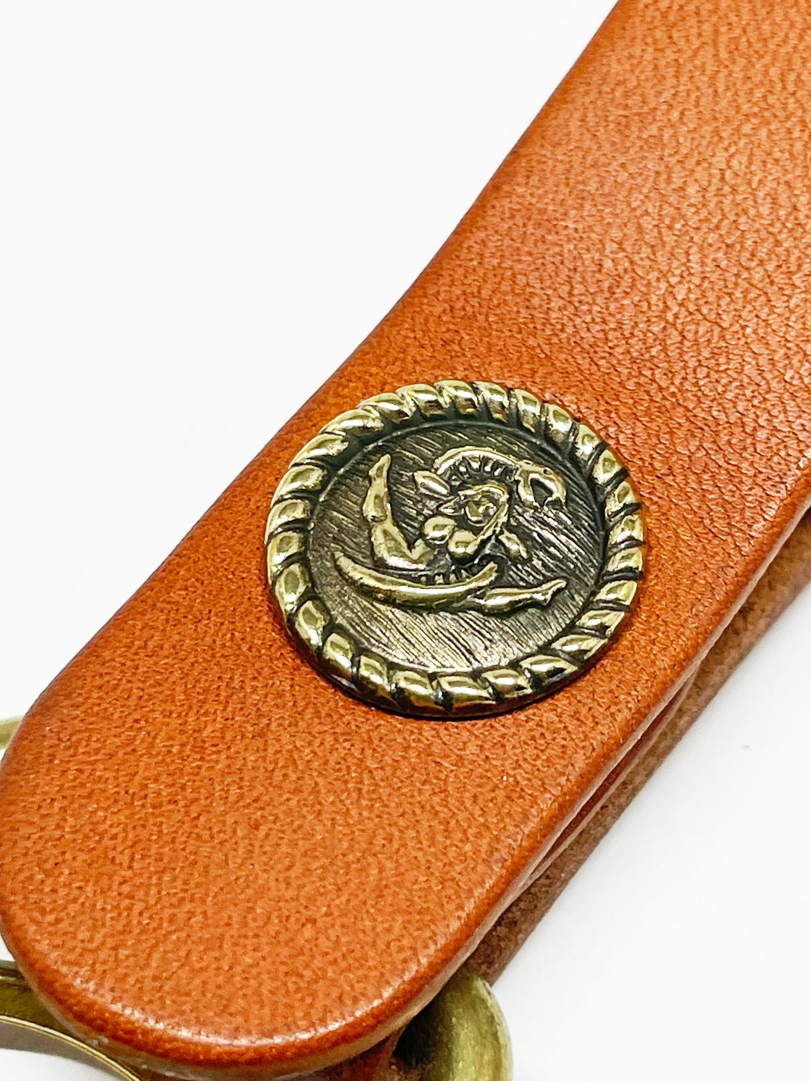LVC x SKANDA LEATHER LOOP HOLDER "NUTURAL"