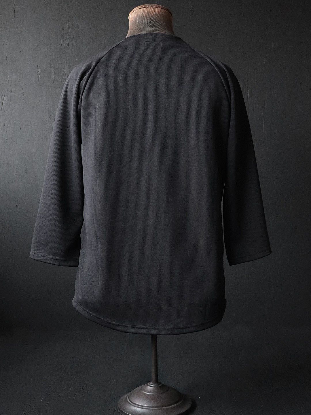 HIGH-SPEC U-NECK SPORTSWEAR