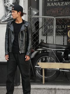 スーパーモンザをカジュアルに着こなす