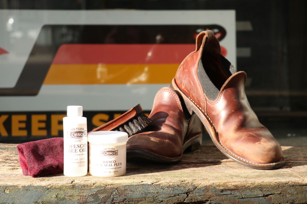 WESCO インスタライブにてブーツをメンテナスしました！